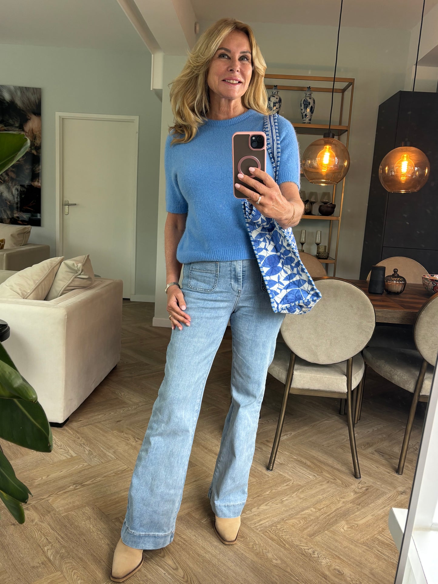 Trui licht blauw