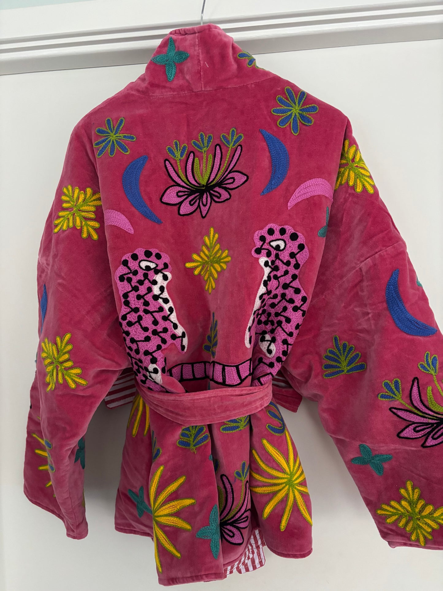 Jas fluweel fuchsia ceintuur
