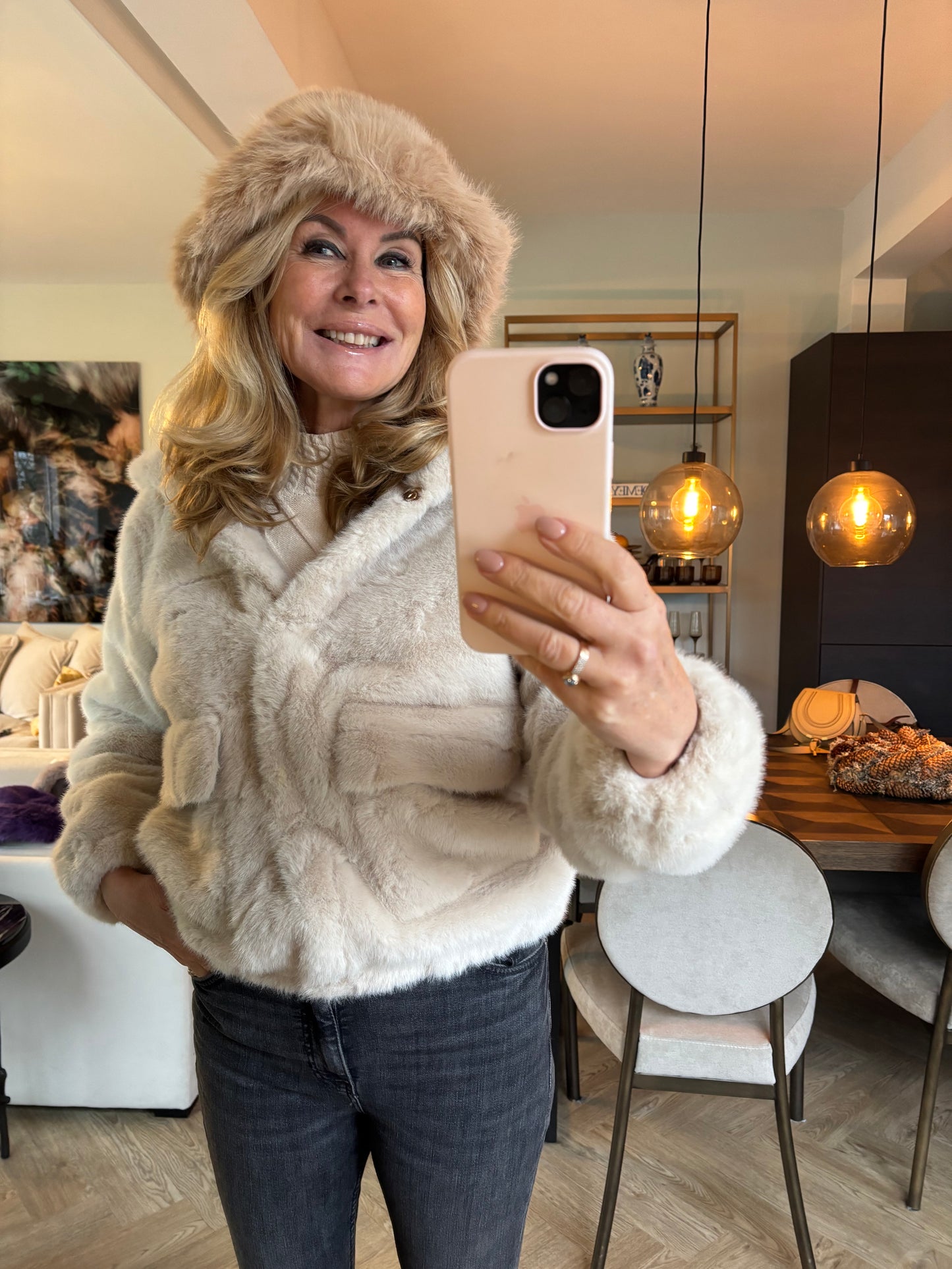 Hoedje fake fur camel