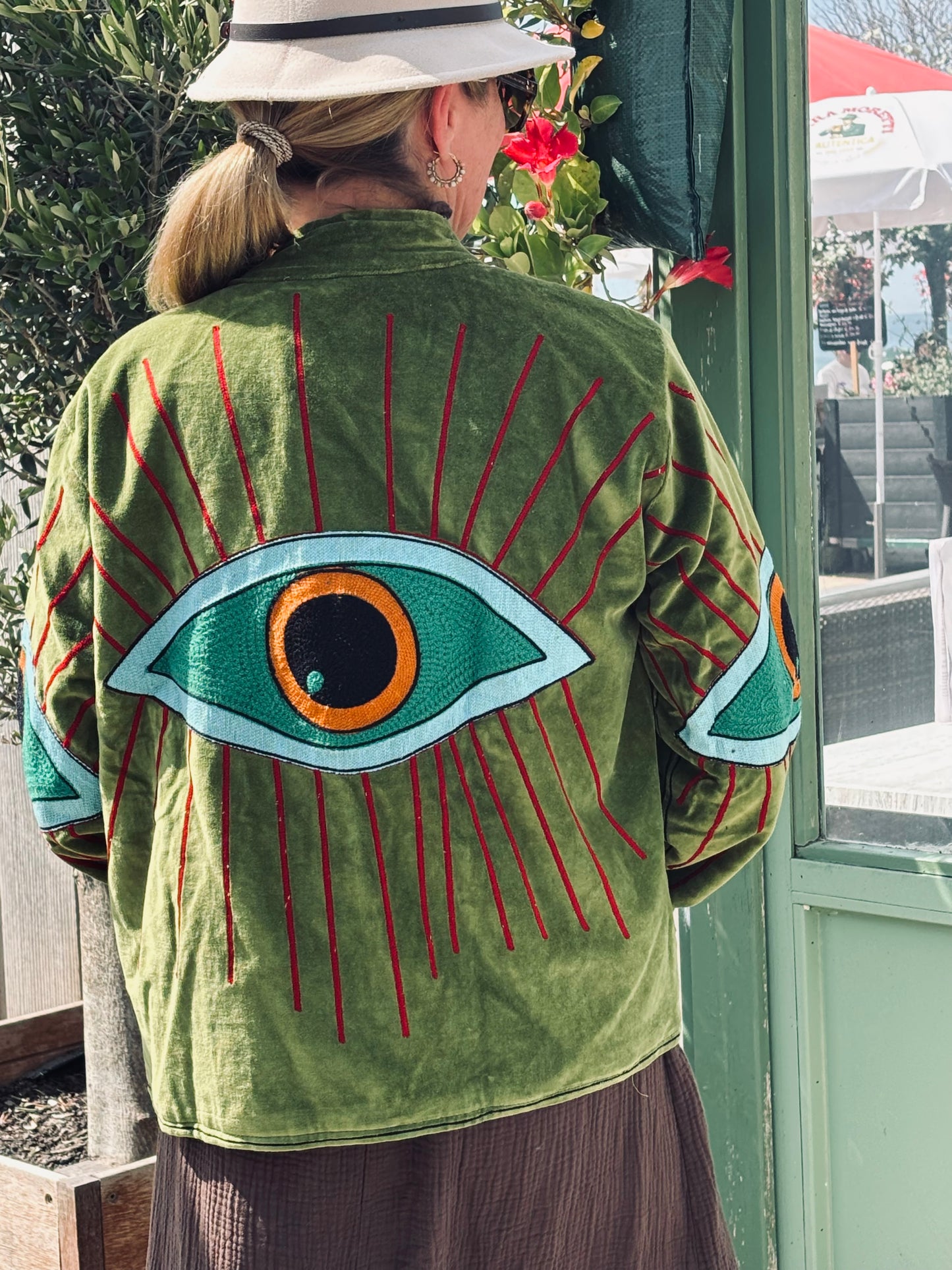 Jacket velvet eye