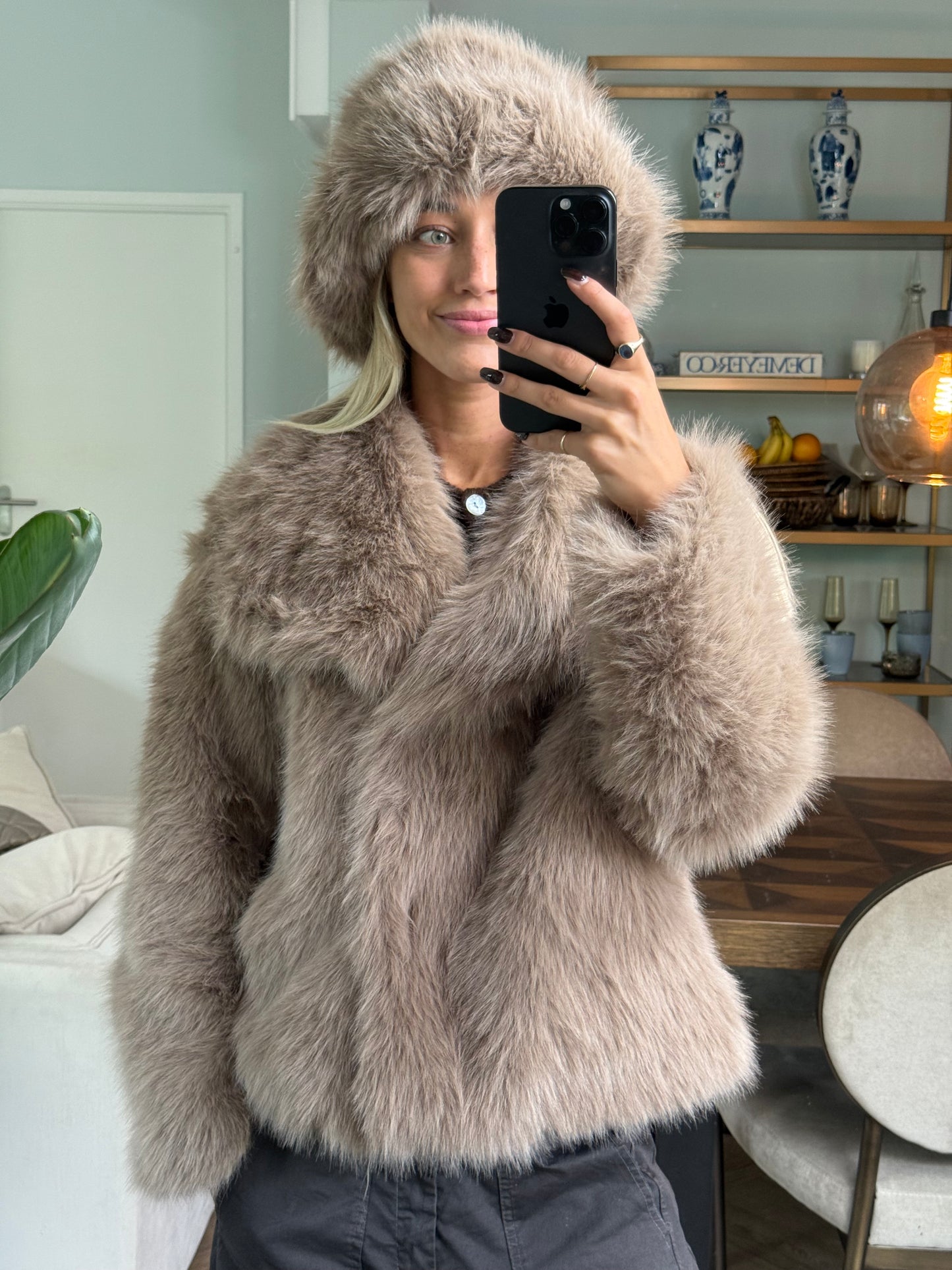 Jas Fake Fur Taupe bella