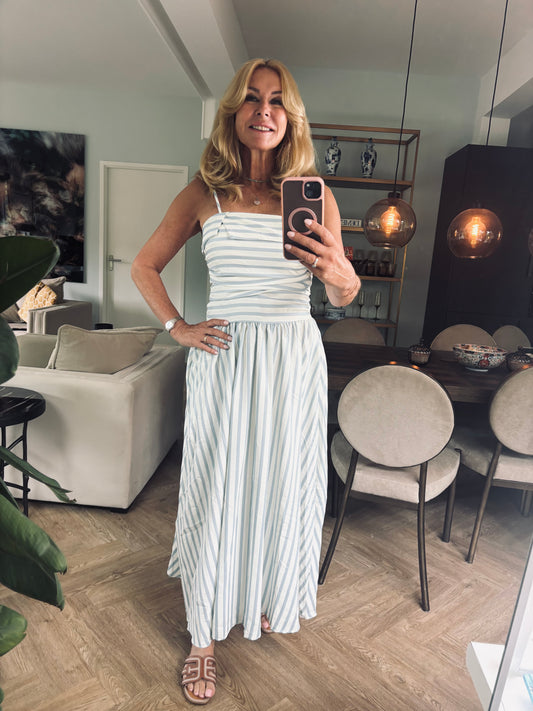 Dress stripe sea