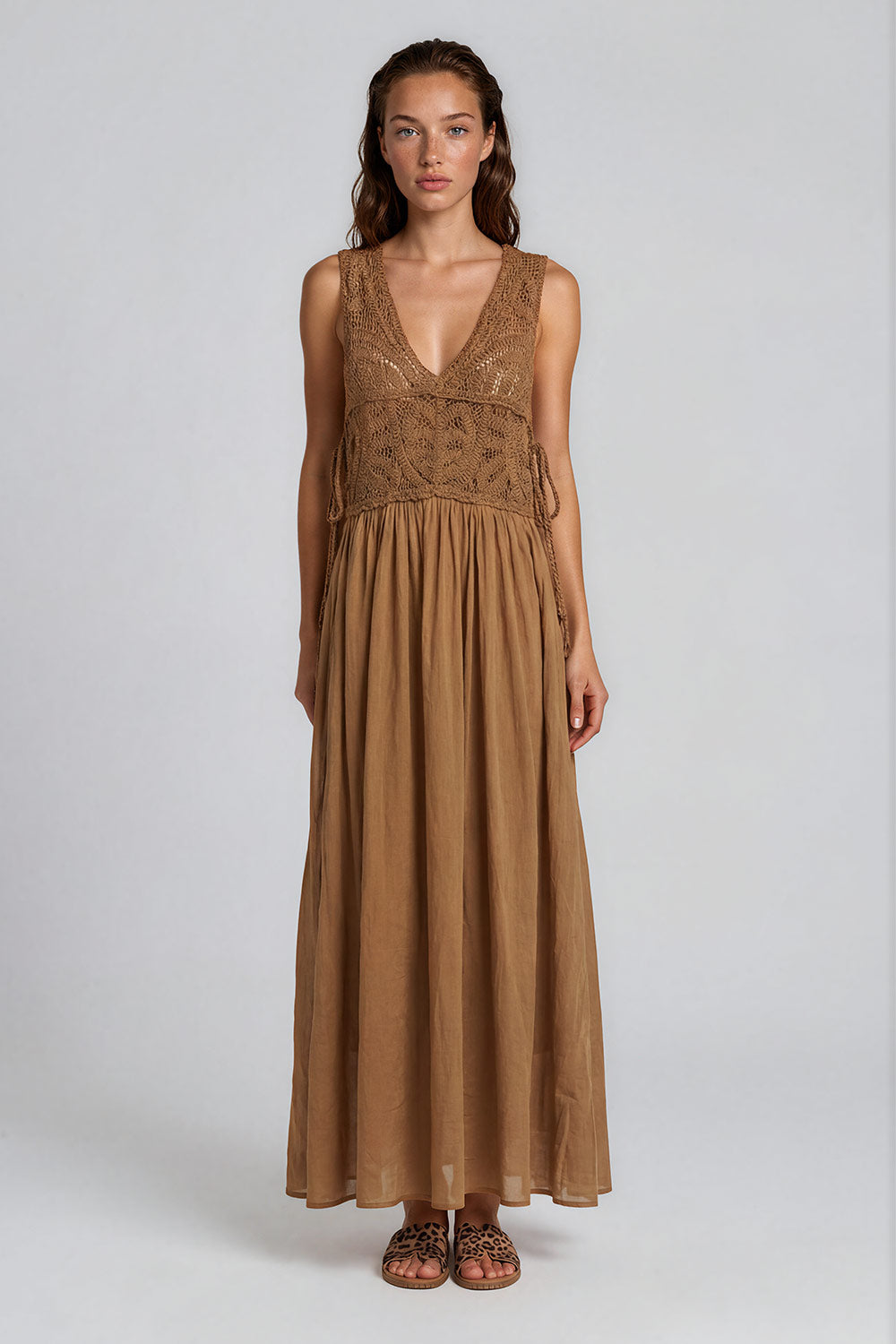 Jurk gehaakt camel
