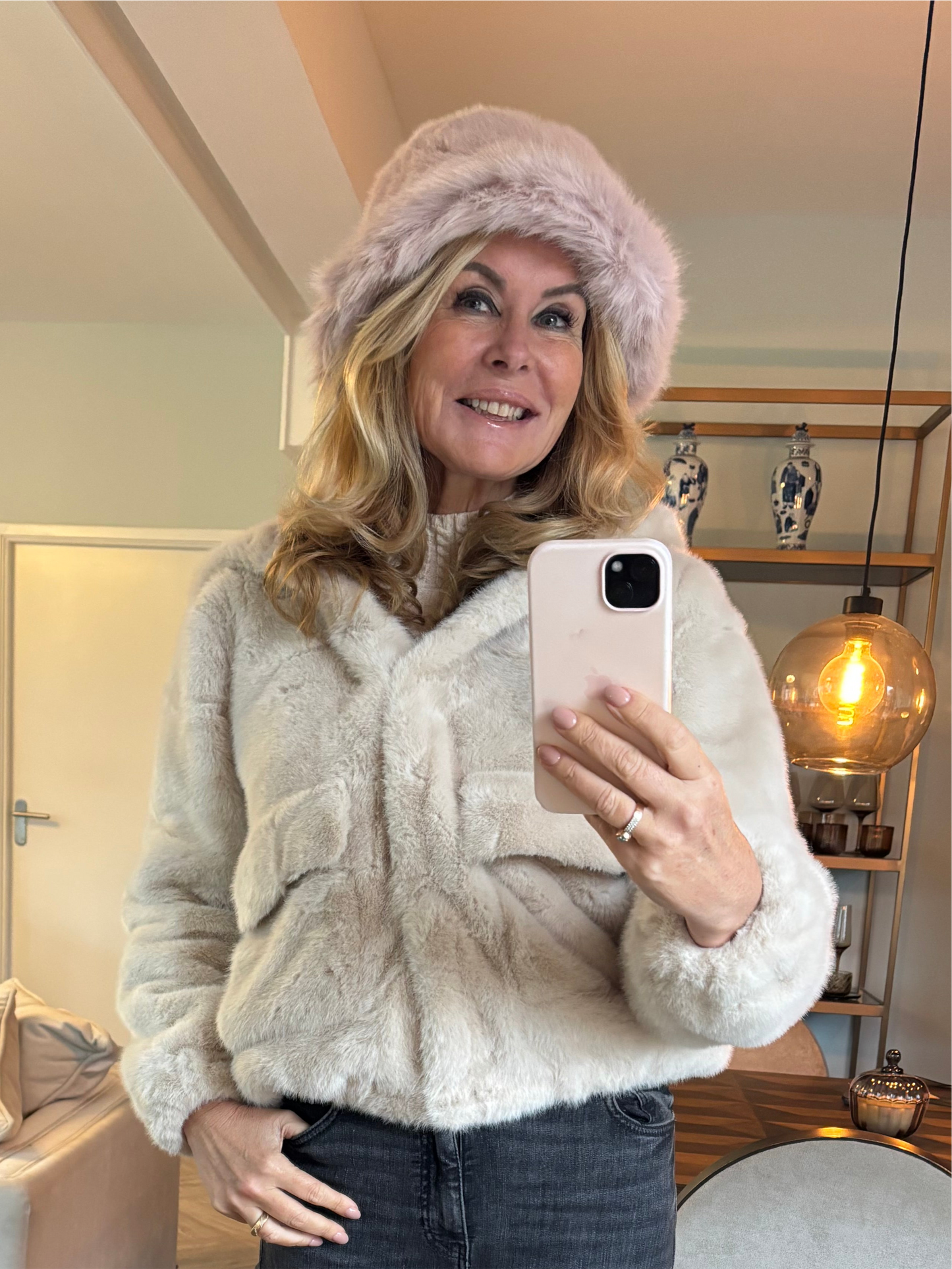 Hoedje Poeder Roze fake fur