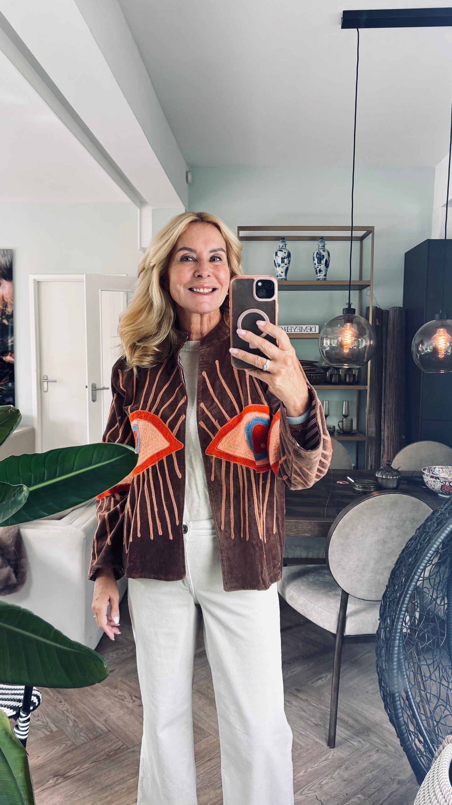 Jasje oog fluweel bruin