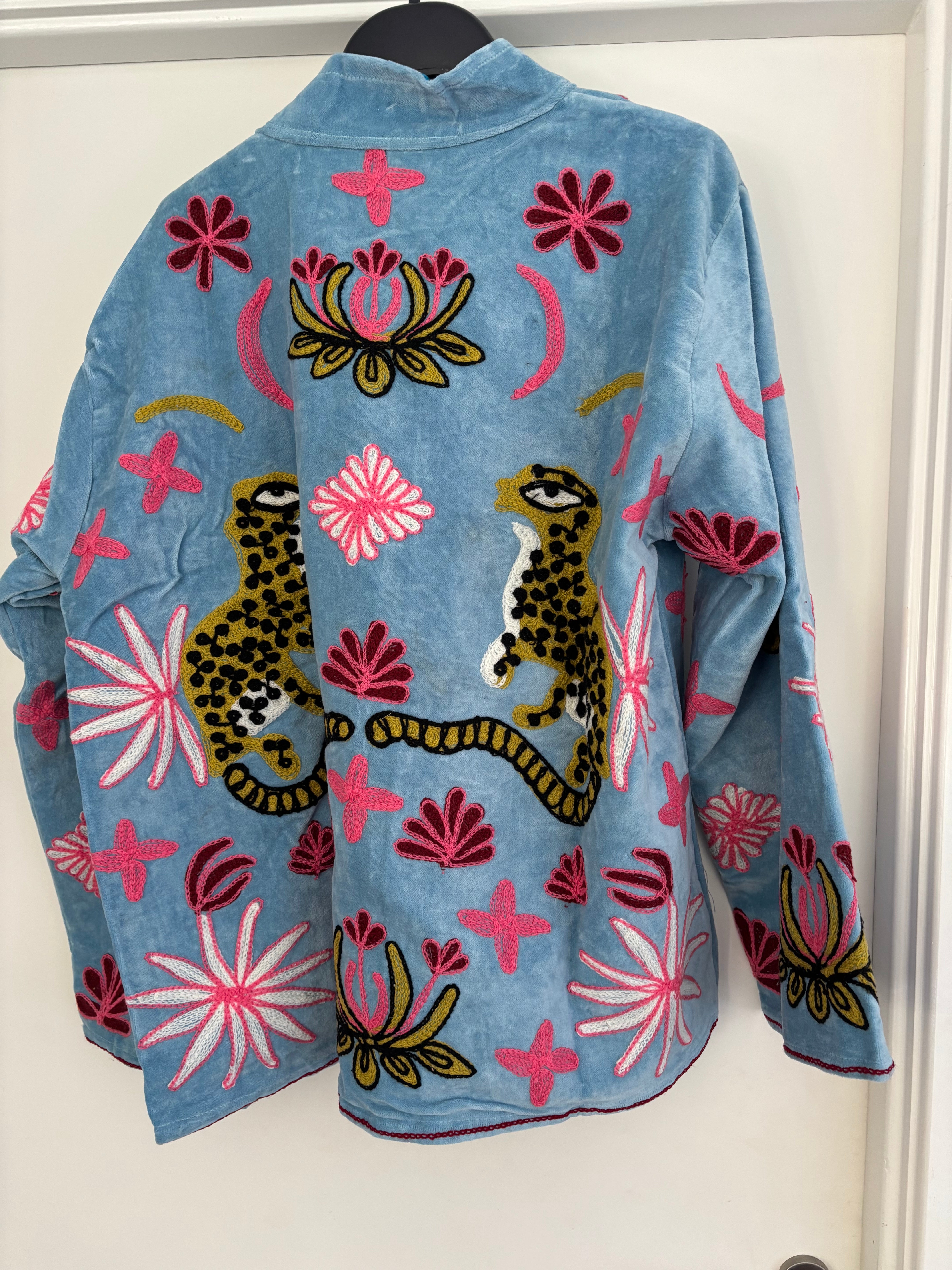 Coat velvet tiger light blue