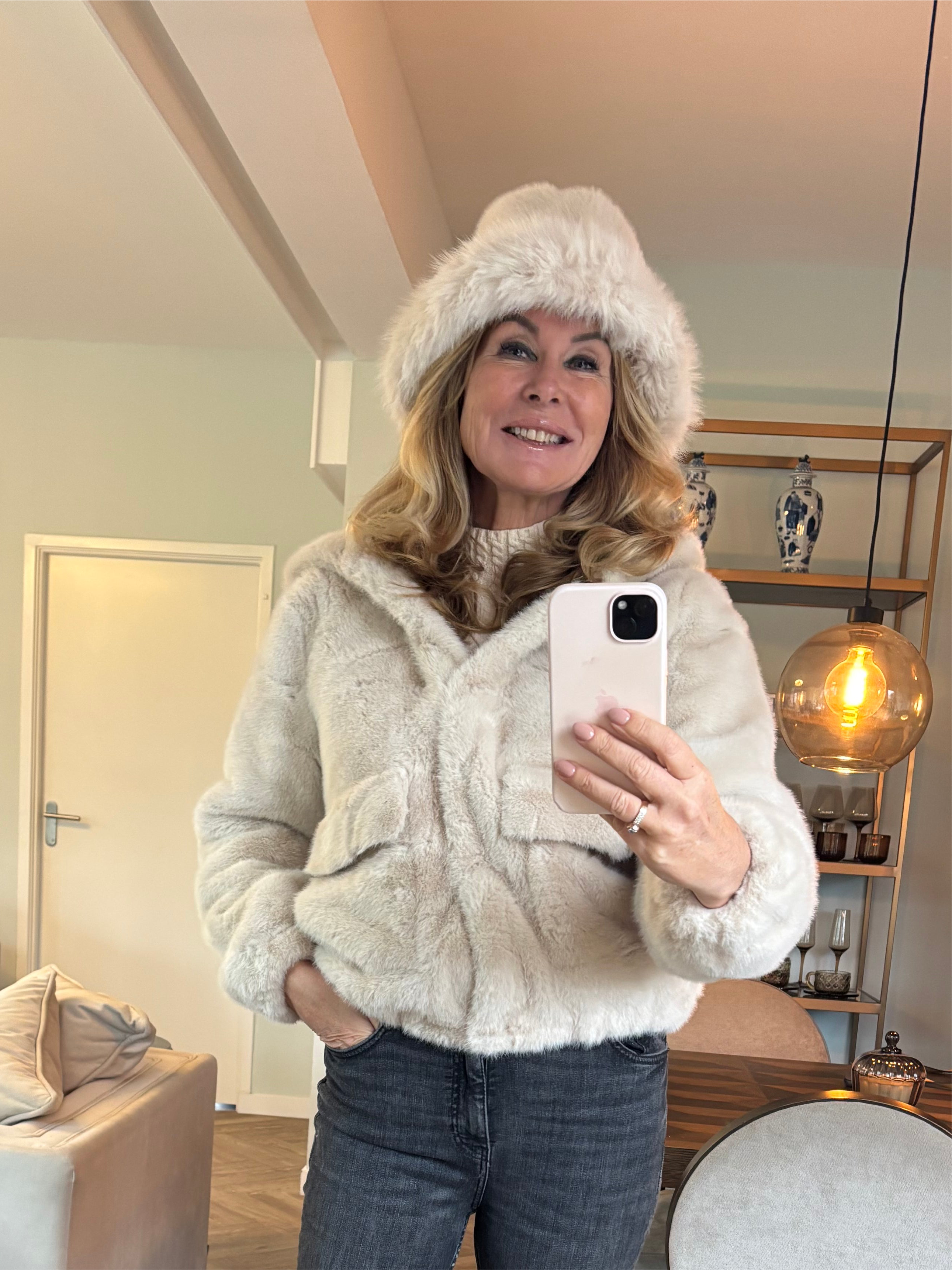 Hoedje Ecru nep bont