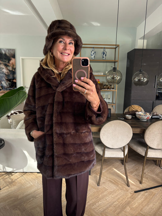 Fake fur jas bruin half lang