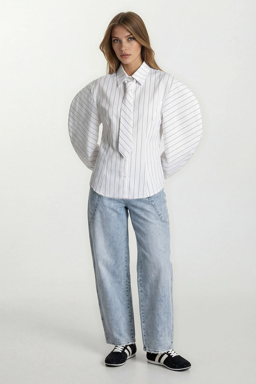 Blouse wit gestreept met stropdas