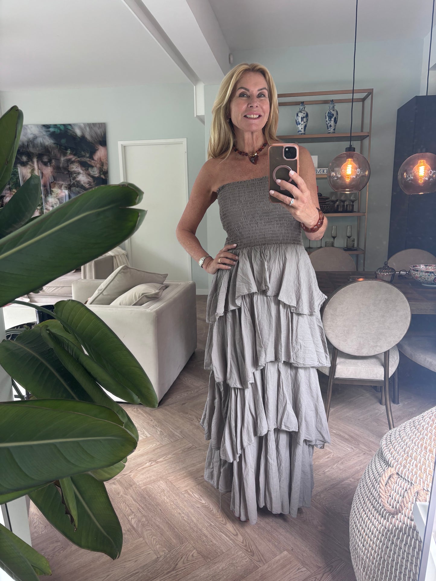 Strapless jurk taupe maxi